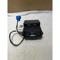 Мерседес cla порт usb a1728202100