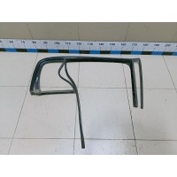 Уплотнитель стекла двери VW Golf V Plus 2005-2014 5M0839432D5AP