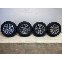 Колёса колёсные диски 225 / 60r17 kia sportage iii oe 6 , 5j x17 et40