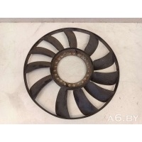 Крыльчатка вентилятора (лопасти) Volkswagen Passat B5 2001 058121301B,058121301A