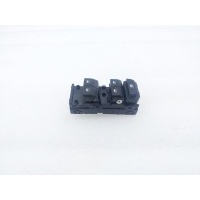 Блок управления стеклоподъемниками Kia Ceed CD 2022 93571J7100