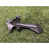 Кронштейн дроссельной заслонки BMW X3 G01 2021 11618647979