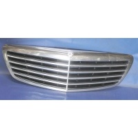 Решетка радиатора мерседес w221