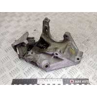 Кронштейн генератора Renault Scenic 1998 7700271173