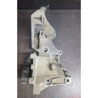 Audi a6 a3 volkswagen 2.0 tdi лапа генератора 03l903139e