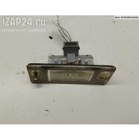 Подсветка номера Audi A4 B5 (1994-2001) 1996 8D0943021