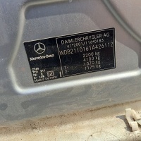 Капот Mercedes E W211 2003