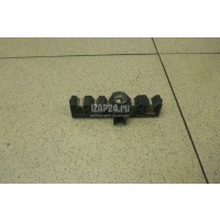 Крепеж Renault Duster 2012 7703179100