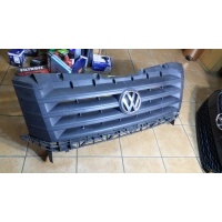 Volkswagen oe 6c0853651 решетка радиатора