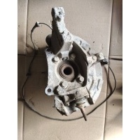 Кулак поворотный правый Volvo S80 1 2000