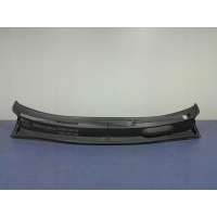 Toyota prius ii 03 - жабо верхние eu 55708 - 47080 55709 - 47070