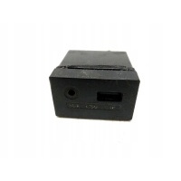 GNIAZDO AUX 96120 - 2R500 Hyundai i30 I (2007 - 2012)