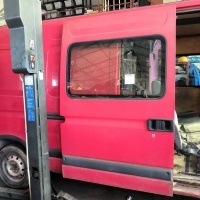 Дверь przesuwne правое o719 renault master ii