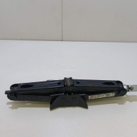 Домкрат Renault Sandero (2009 - 2014) 995504629R
