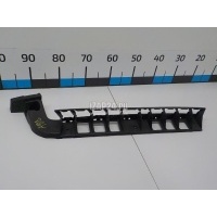 Направляющая заднего бампера левая VAG Octavia (A7) (2013 - 2020) 5E5807863
