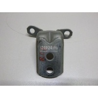 Петля двери Nissan Almera (G15) (2013 - 2018) 82421ED00B
