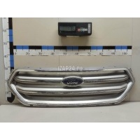 Решетка радиатора Ford Kuga (2012 - 2019) 2058454