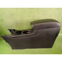 Подлокотник mazda cx-5 i 2012 год kd45-64961
