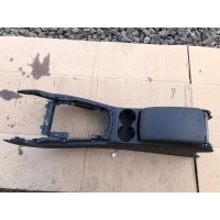 Подлокотник тоннель центральная audi q5 8r0 08-16 8r0.864.981