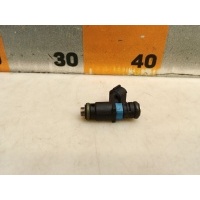 Форсунка топливная Volkswagen Polo 03C906031A