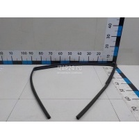 Уплотнитель стекла двери Suzuki SX4 2013 8366561M01