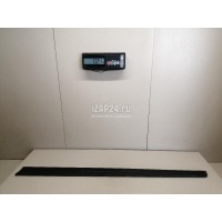 Молдинг передней правой двери Nissan X-Trail (T32) 2014 808764CM1B