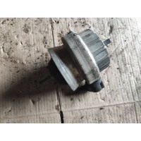 Подушка крепления двигателя Audi A6 C6 (S6,RS6) 2006 4F0199382