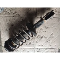 Стойка передняя правая Volkswagen Golf 3 1995