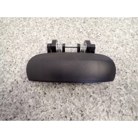 Mitsubishi кольт 5d 04 - ручка крышки багажника багажника
