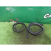 Уплотнители капота Mercedes-Benz CLK W208 1997 A1246285298