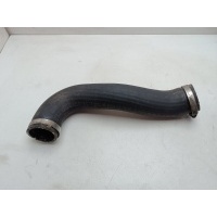Патрубок интеркулера Volkswagen Touareg 2 NF 7P0145737A