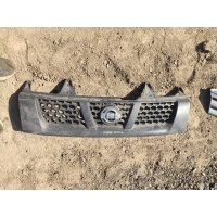 Решетка радиатора Nissan Navara D22 2002