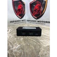 Разъем AUX / USB AUDI Q7 4M 2018 4m0035736a