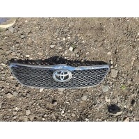 Решетка радиатора Toyota Corolla VERSO 1 2003