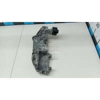 Кронштейн генератора Renault Koleos 2017 117103585R