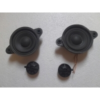 MB W176 AMG GŁOŚNIKI HARMAN KARDON za 4szt.
