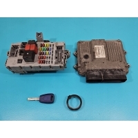 Блок управления двигателя 51875904 51770621npl fiat doblo i 1.3 jtd