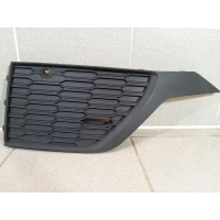 Решетка в бампер левая Audi Q7 4M 4M0890681B