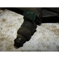 Форсунка инжекторная электрическая VW Golf IV/Bora 1997-2005 037906031AL