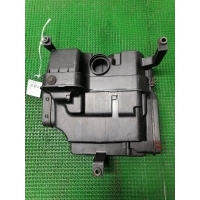 корпус воздушного фильтра Toyota Mark II GX110 2001 1770070180