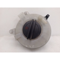 Бачок расширительный Skoda Octavia A7 5Q0121407D