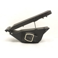 Педаль газа Mercedes-Benz E-Class W212 A2043000100