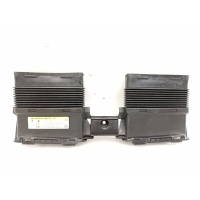 Воздухозаборник Audi Q7 4MB 4M0129510D