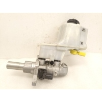 Главный тормозной цилиндр Audi Q3 8UB 5Q2611301H