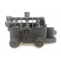 Блок клапанов пневмоподвески Land Rover Discovery L319 RVH000095