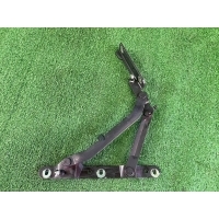 петля крышки багажника левая Maserati Quattroporte 5 M156 2007 81082900