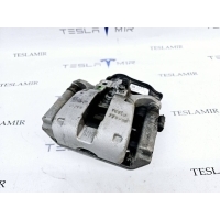 Суппорт задний правый Tesla Model 3 2022 1044624-00