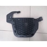 Решетка в бампер правая Land Rover Land Rover Range Rover Evoque 2011-2018 GJ3215A298B