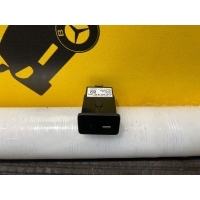 Блок USB разъемов Mercedes Benz A200 W177 2021 A2478207802