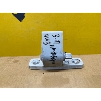 Петля двери Mercedes Benz C205 W205 2016 A2057300837, a047058, а2057300837